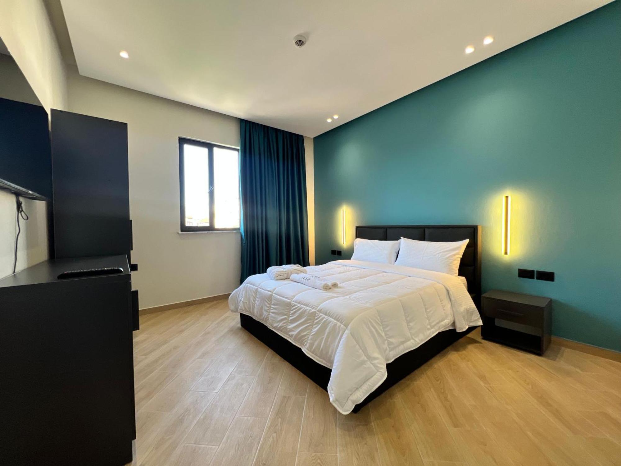 Tuyo Hotel