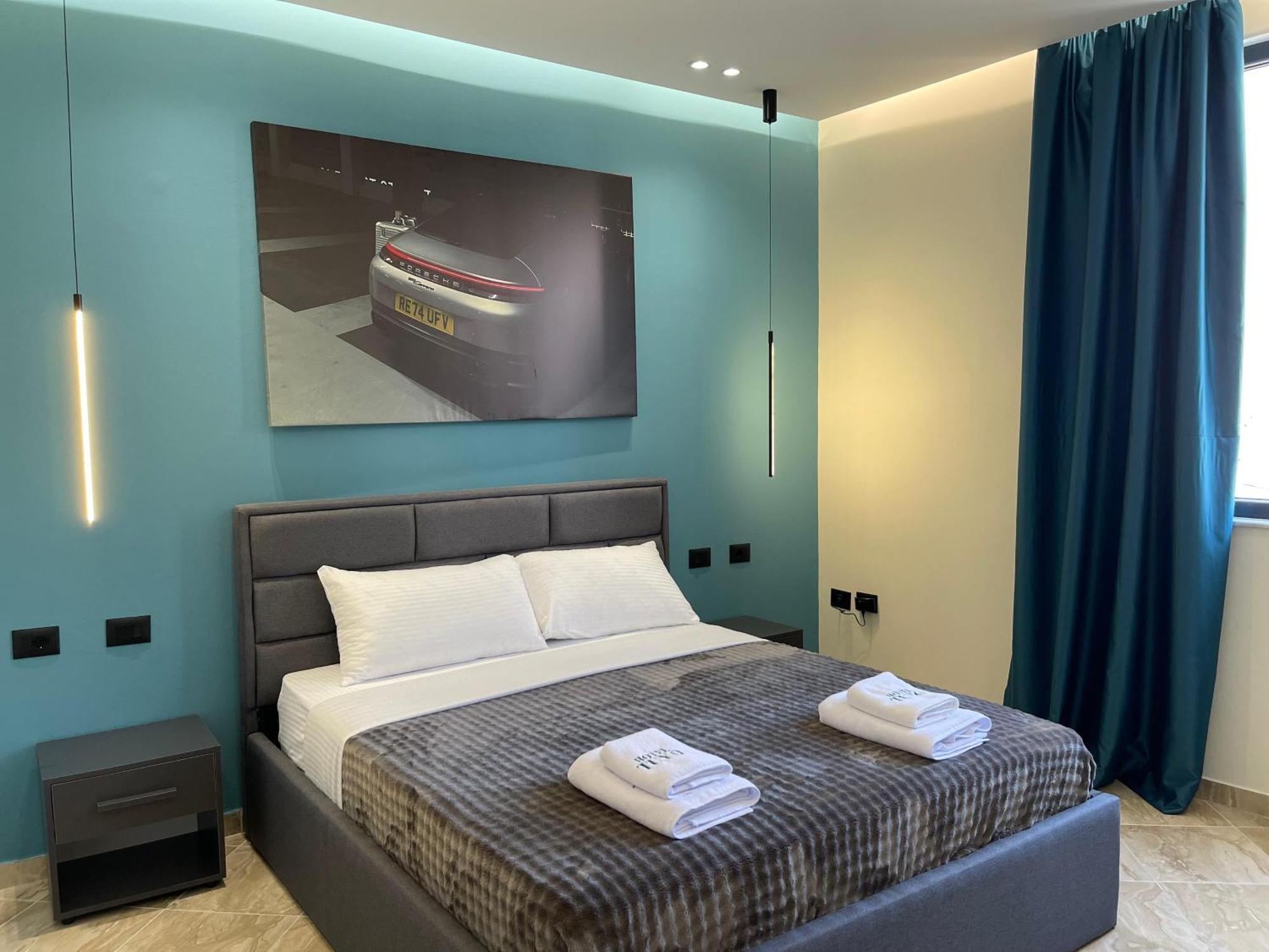 Hotel Tuyo Tirana